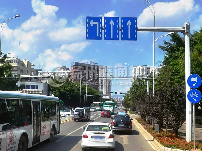 BZG-007，交通標(biāo)志桿，分道標(biāo)志桿