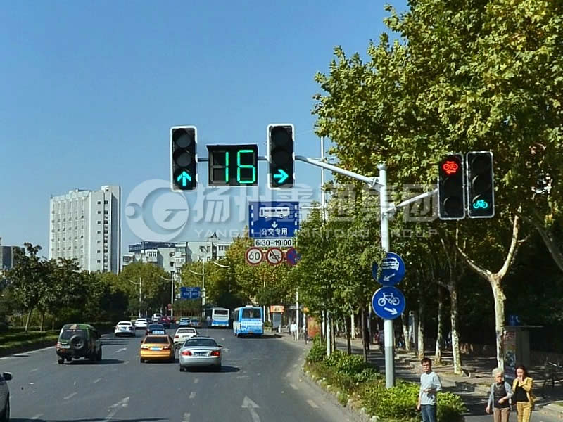 XHDG-039，燕翅信號(hào)燈桿，南京信號(hào)燈桿